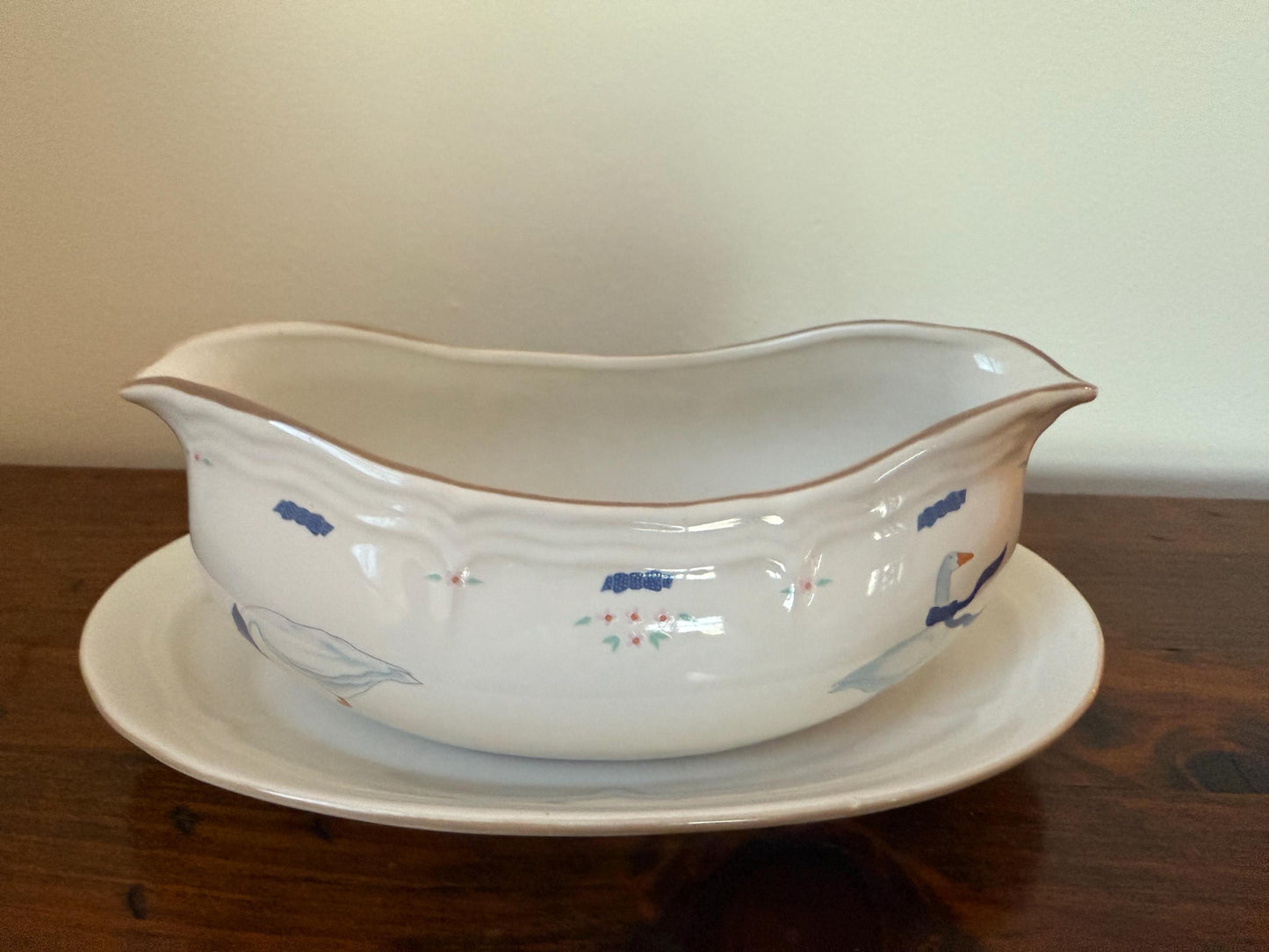 Vintage Goose gravy boat and dish