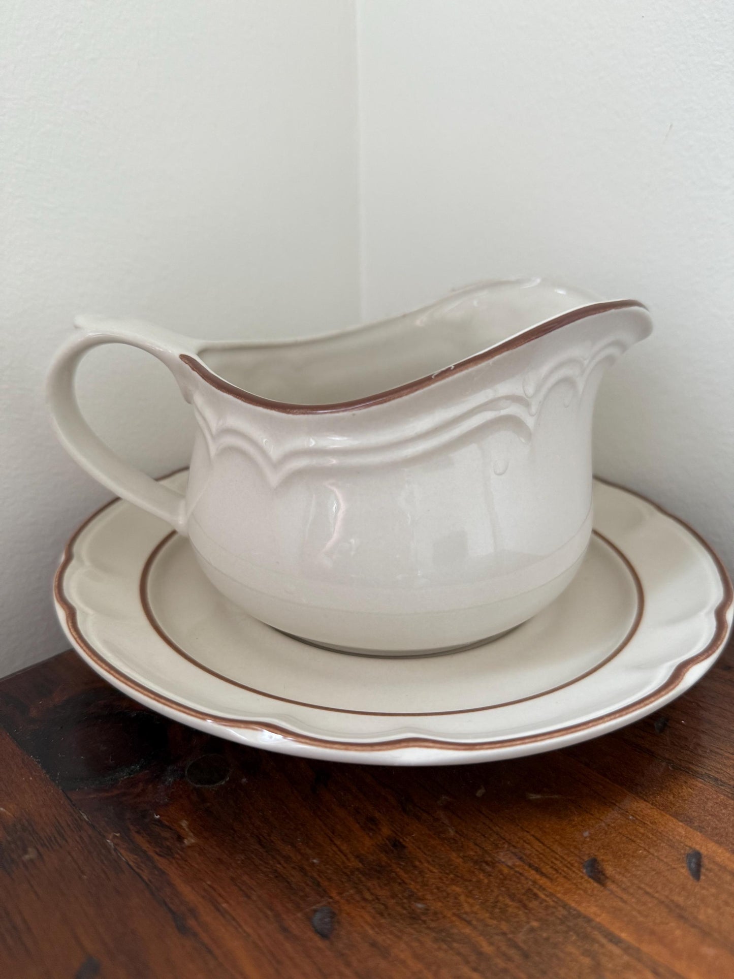 Vintage Hearthside Cumberland Mayflower Stoneware Gravy Boat and Underplate