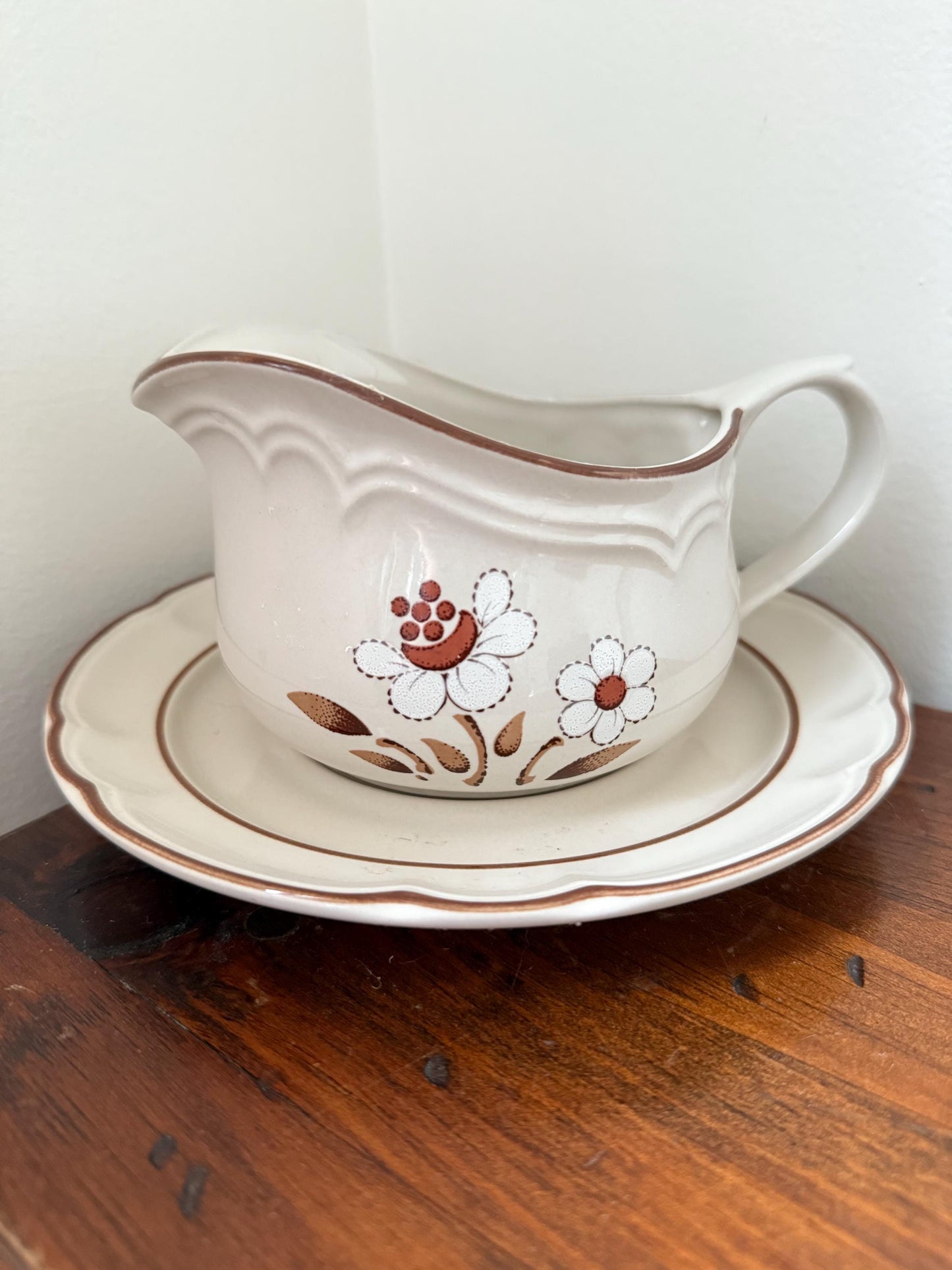 Vintage Hearthside Cumberland Mayflower Stoneware Gravy Boat and Underplate